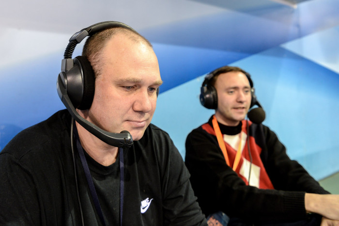 Шукаем каментатара