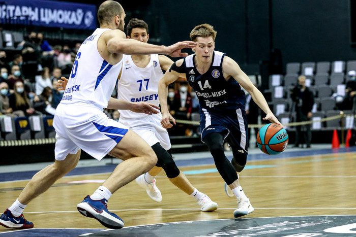 Крыўдная параза ад «Енісея»