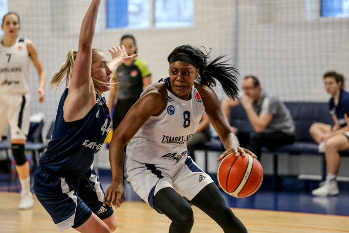 Дзяўчыны падтрымалі пераможны настрой