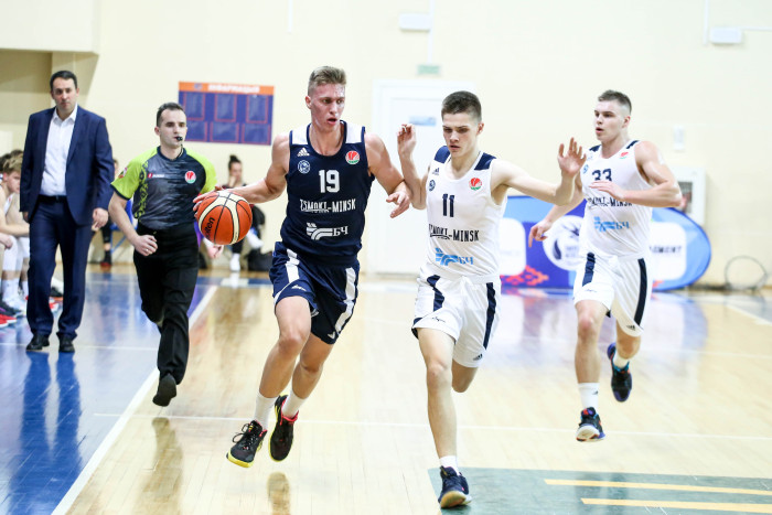 Досвед перайграў маладосць