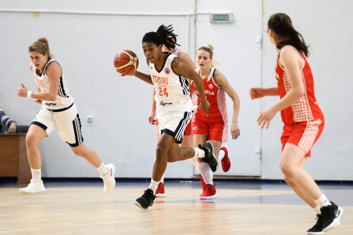 Непераможныя дзяўчыны