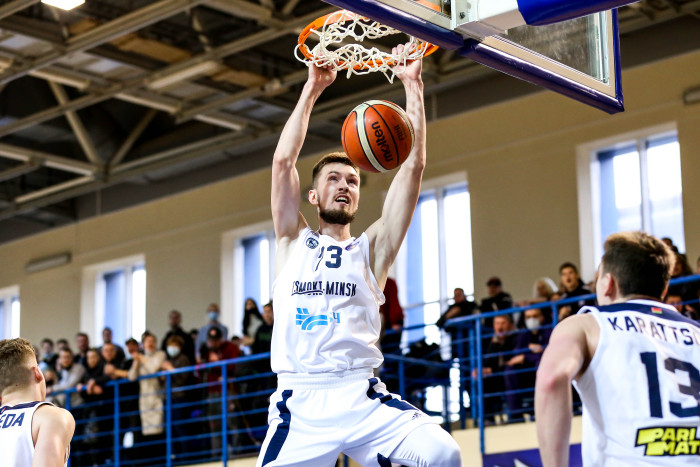 Рэзерв закрывае першы тур шыкоўнай перамогай