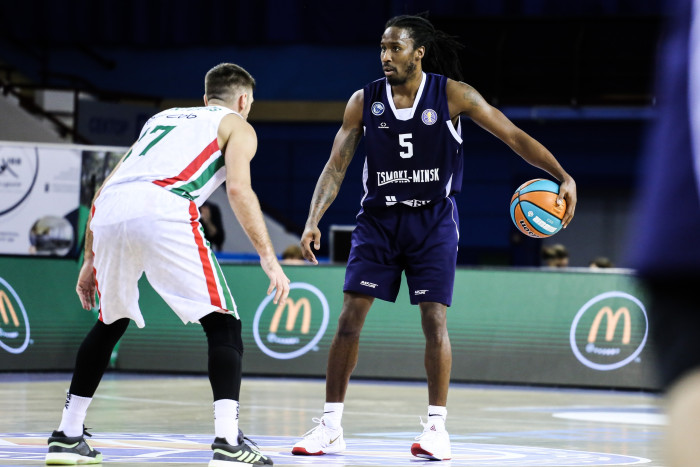 Матч з УНІКСам пераносіцца