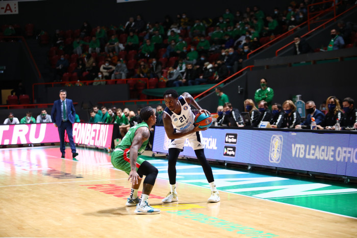 Ледзь не спынілі Казань