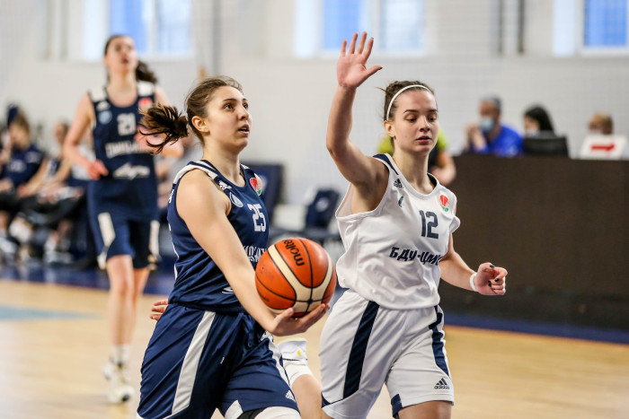 Дзевятнаццатая перамога каманды Ваўлева