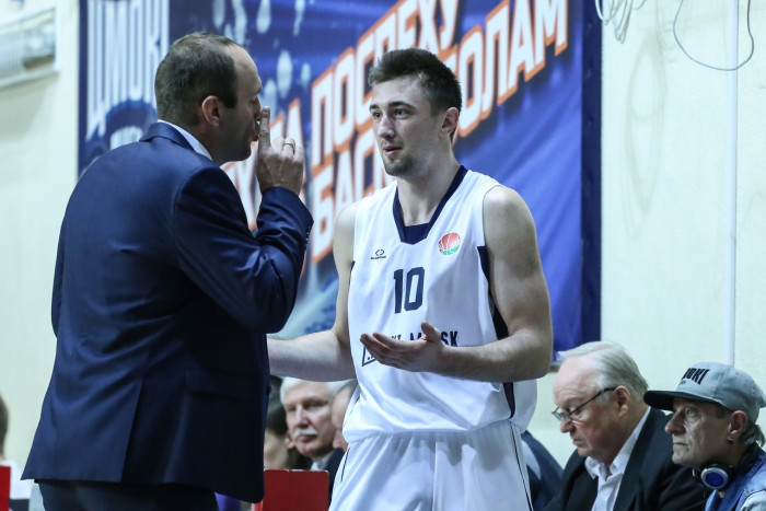 Рэзерв пазмагаўся з лідарам турніру