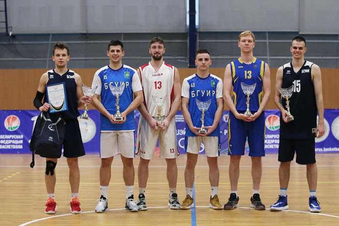 Драконы и их титулы в финале студенческой лиги