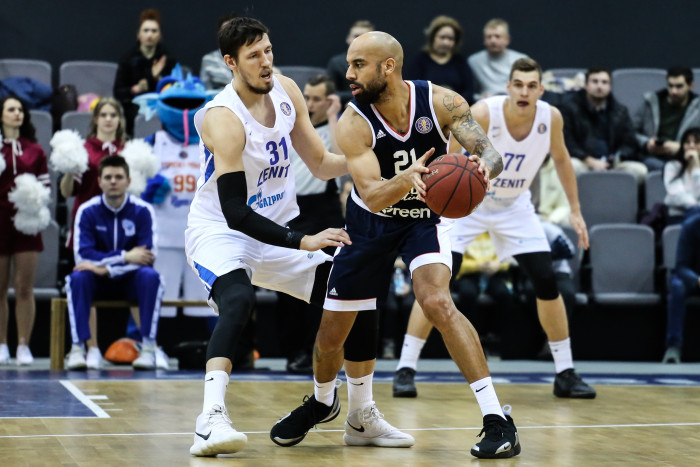 Першае падпісанне на сезон 19/20