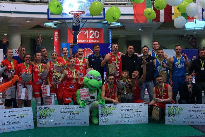 «Цмокі» - пераможцы Palova Snow Ball