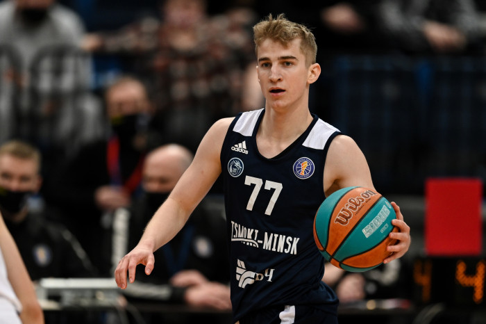 Владислав Близнюк: «Был горд, что справляюсь сам, а не прошу у мамы и папы»