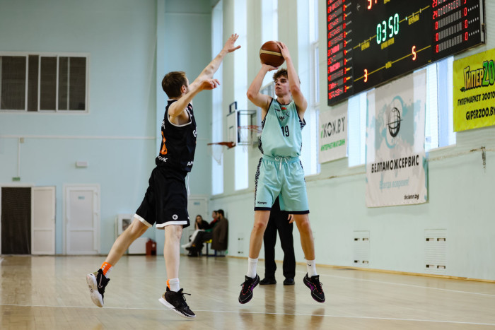 “МИНСК” (резерв) побеждает “Гомельских Рысей”6598