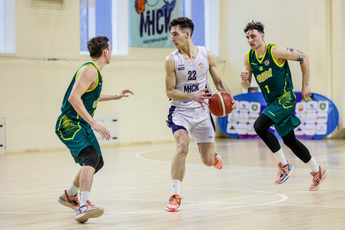 “МИНСК” (резерв) уступает дома “Рубону”