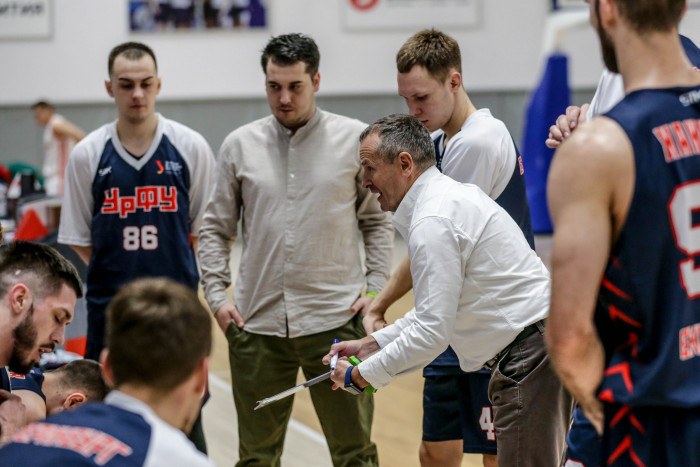 “УрФУ” побеждает “ИРГУПС” в матче Студлиги РЖД