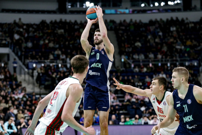 “МИНСК” в Краснодаре уступает “Локо”