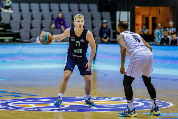 Поединок против “Автодора”