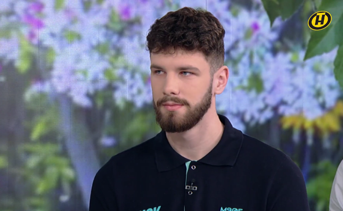 Эфир "Наше утро" с Даниилом Коско и Алексеем Суховецким