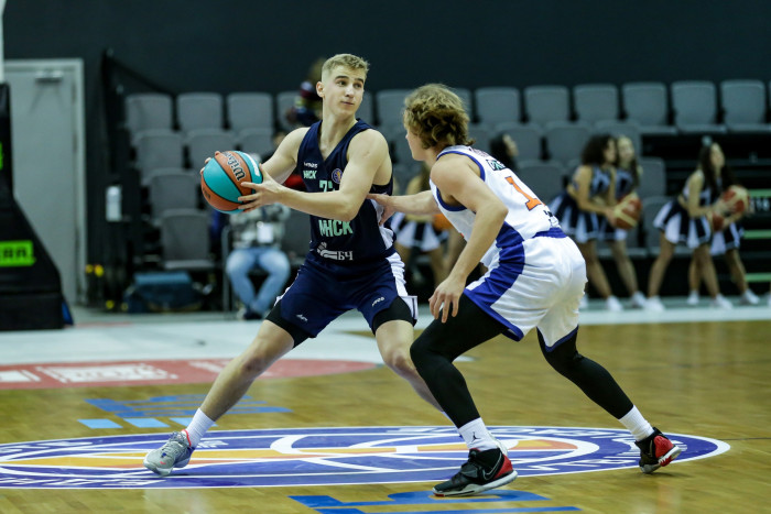 Мужская команда отправляется в Пермь