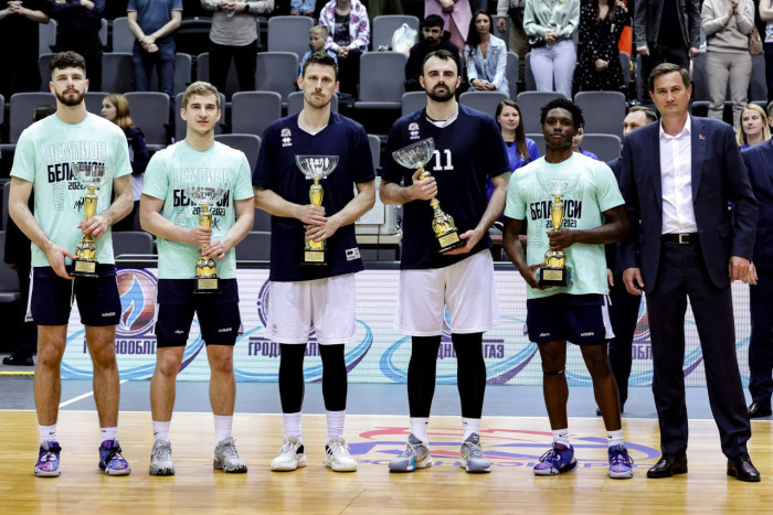 Специальные награды от БФБ