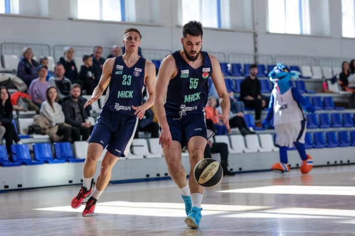 "МИНСК" (резерв) с минимальным отрывом уступает "Иркут-ИГУ"