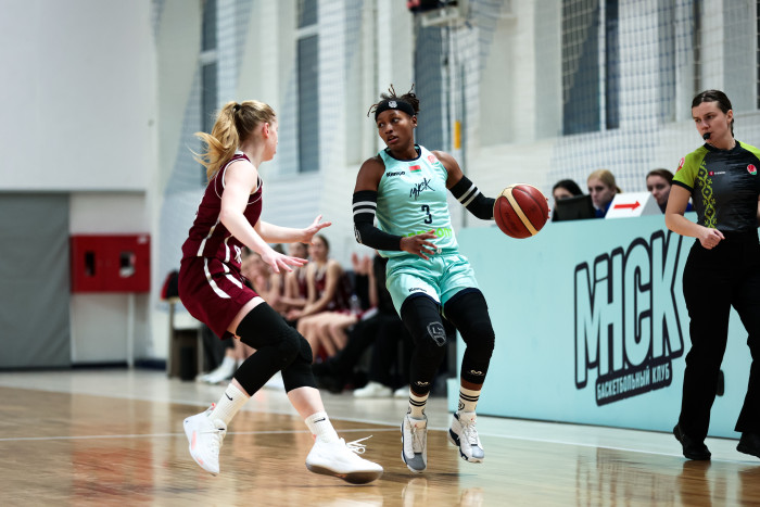 Уверенная победа женской команды