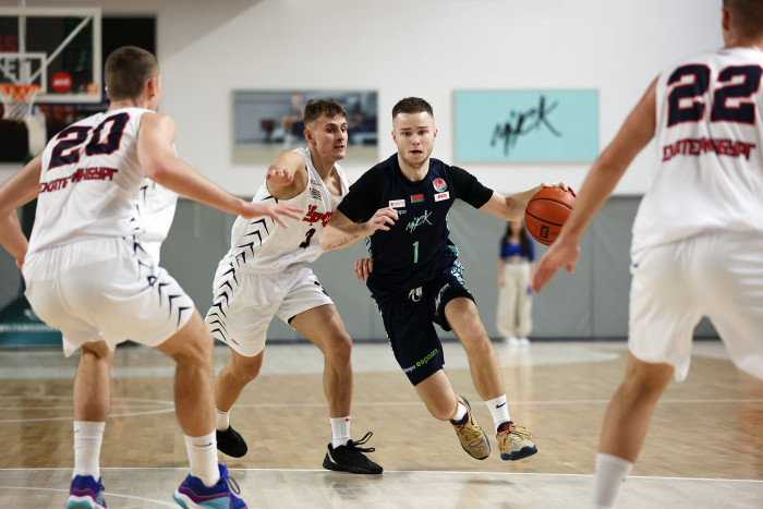 “МИНСК” (резерв) вырывает победу у “УрФУ”