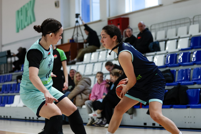 Встреча двух команд клуба