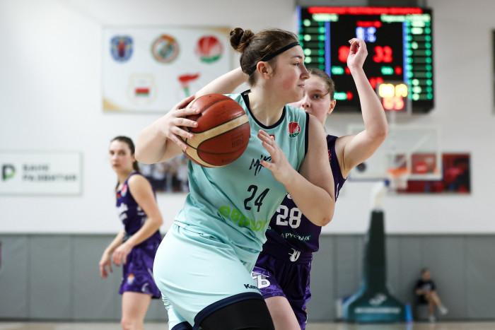 Женская “МИНСК” уверенно продолжает победную серию