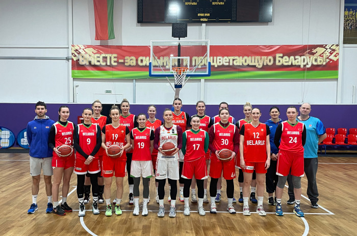 УТС женской национальной команды987