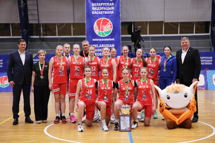 Баскетболистки клуба стали призерами XXVII Международных соревнований памяти Владимира Рыженкова