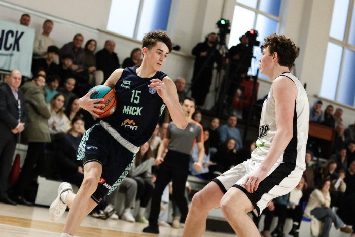 Забираем победу у саратовцев