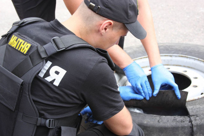 Таможенники изъяли самую крупную партию наркотиков в истории Беларуси